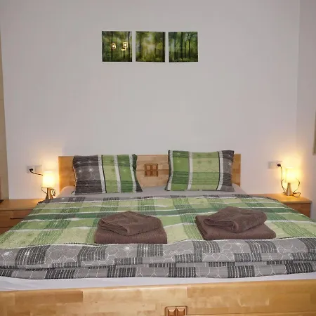 Large Holiday Flat In Kaltenbach Near The Ski Area Exterior photo