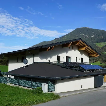 Large Holiday Flat In Kaltenbach Near The Ski Area Exterior photo