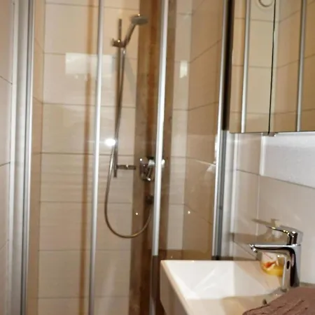 Large Holiday Flat In Kaltenbach Near The Ski Area Exterior photo