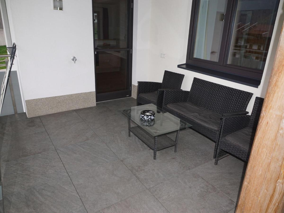 Apartment Large Flat In Near The Area