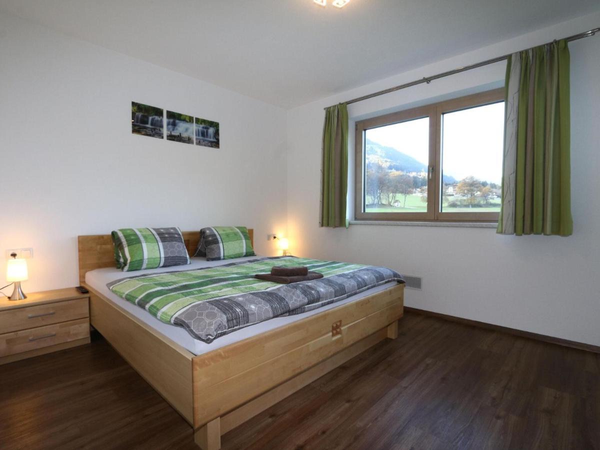 Large Flat In Near The Area Apartment